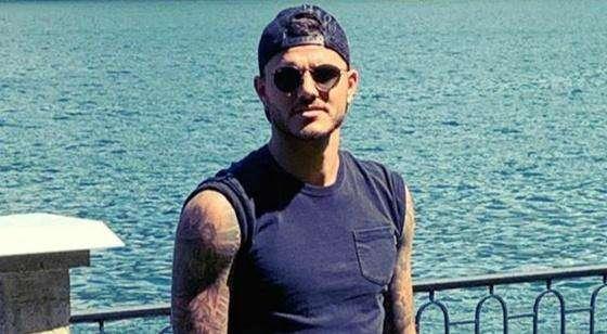 FcIN - Domani all-in del Napoli, ma Icardi rifiuterà. Poi DeLa chiuderà per Llorente (proposto anche all'Inter)