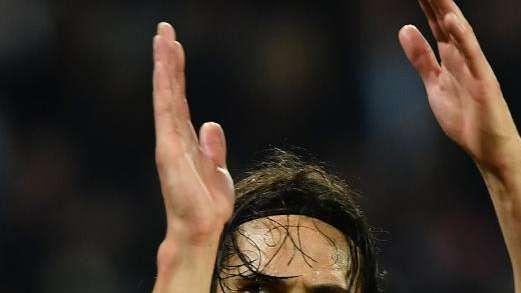 Cavani-Inter, Delio Rossi vota sì: "Fortissimo fisicamente, lo vedo bene con Lukaku"