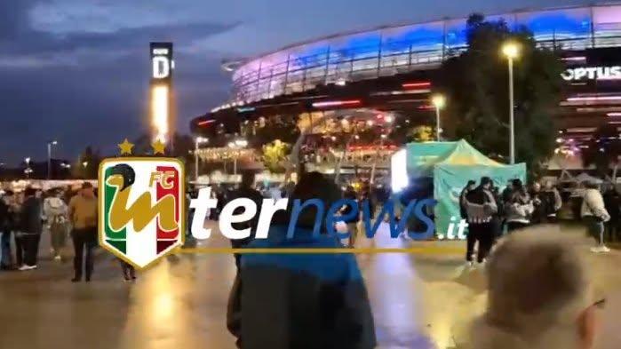 VIDEO FcIN - Cresce l'attesa a Perth, iniziano a entrare i tifosi per Juventus-Inter