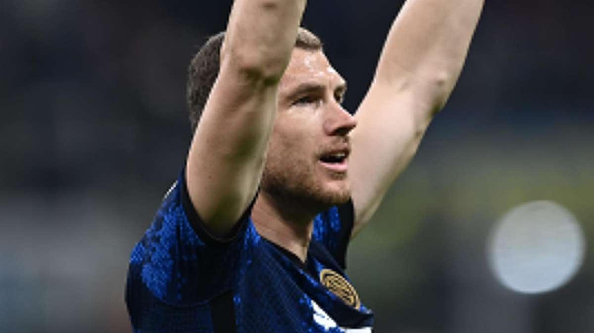 Sky - Dzeko non è sul mercato. L'Inter ribadisce al giocatore la volontà di proseguire insieme 