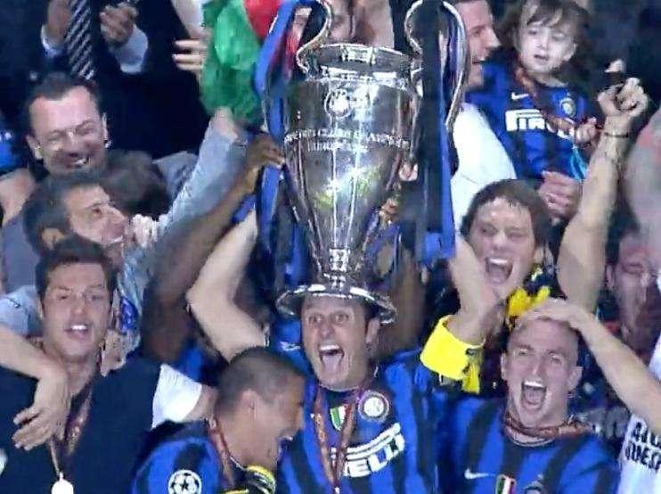 Centoquindici anni di storia per l'Inter. L'omaggio della Uefa con la Champions 2010