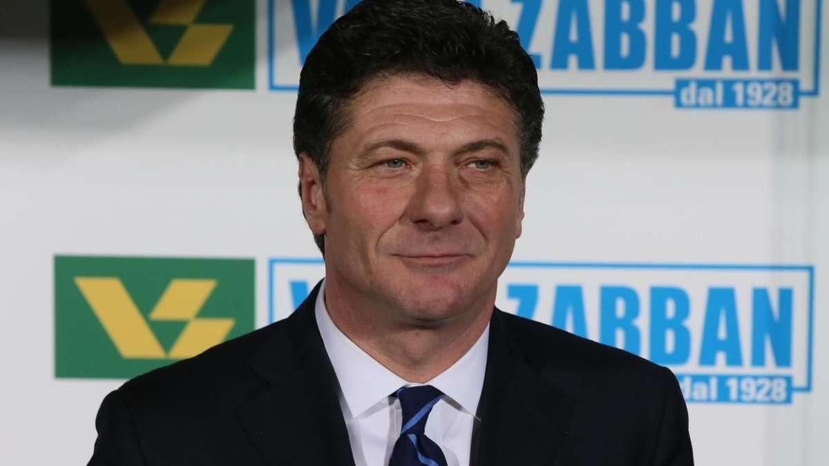 CdS - Mazzarri piangina? In panchina torna umile come Conte e la squadra lo segue con profitto