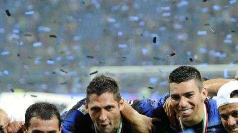 Supercoppa, Buffon a caccia del record di Stankovic