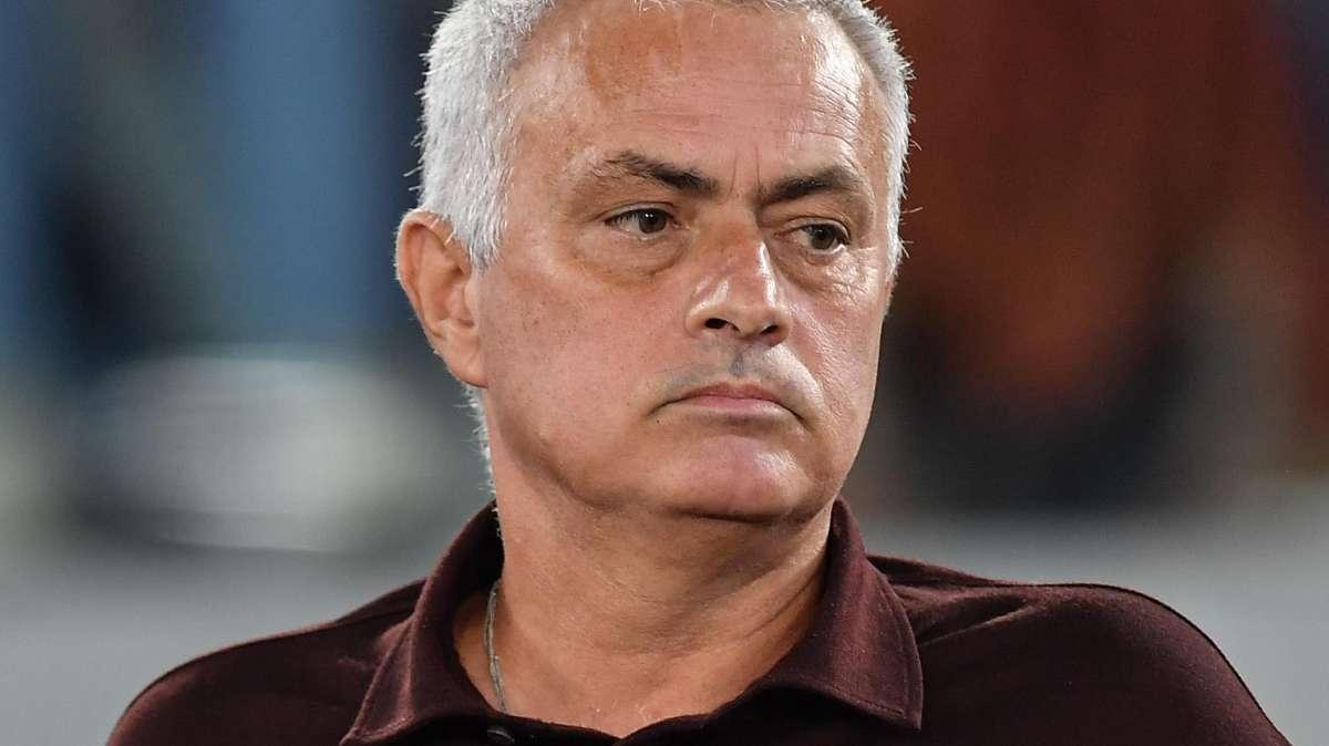 GdS - Mourinho saluta Lukaku e Zanetti. Poi ai suoi: "Siete stati grandi"