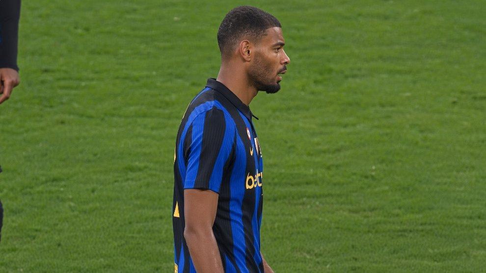 Fiducia in Diouf, ma serve un esterno più esperto nel ruolo