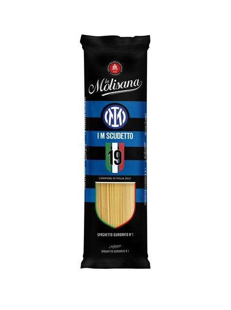 La Molisana celebra l'Inter: la confezione della pasta è nerazzurra, con il 19° tricolore e la scritta I M SCUDETTO