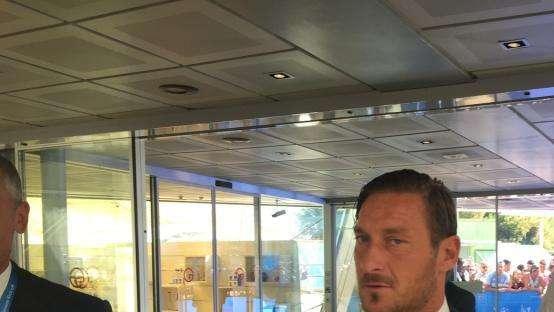 Totti: "Schick? Valutiamo, gli stiamo parlando. Su Spalletti e l'Inter dico..."