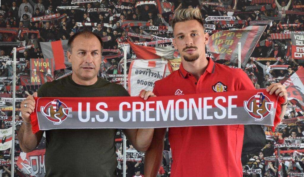 UFFICIALE - Ionut Radu passa alla Cremonese: il romeno in prestito ai grigiorossi