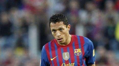 CdS - Esterno, spunta anche Adriano. Il Barça...