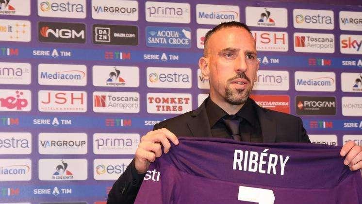 Ribery si presenta: "Qui per aiutare la Fiorentina. L'Inter ha fatto un bel mercato, come la Juventus"