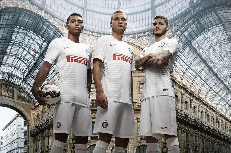 Kit Away 2014-15: adesso arriva anche l'ufficialità. Ecco tutte le immagini