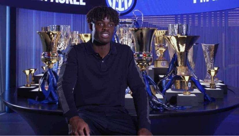 Bisseck si presenta con carica: "Mi piace vedere la frustrazione sul volto degli attaccanti"