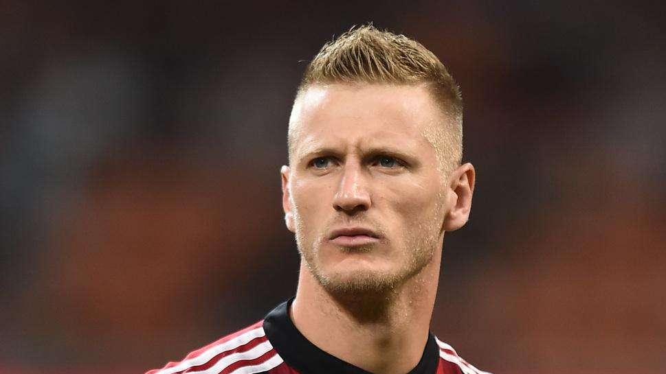 Qui Milan - Nazionali ok, De Jong e Abate in palestra