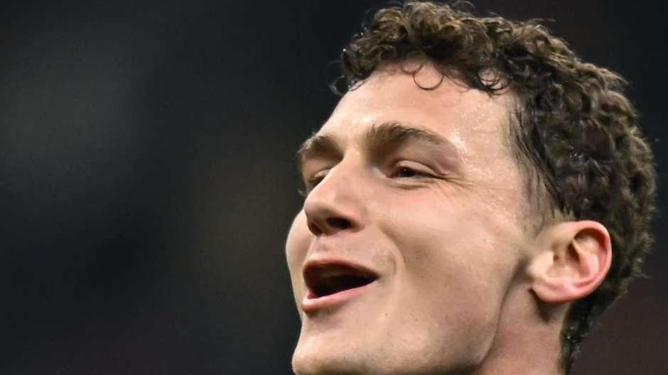 CdS - Scamacca-Pavard, la sliding door del mercato estivo: oggi si ritrovano in campo