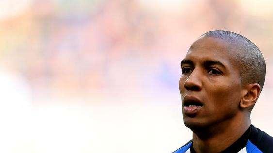 Young, assist al debutto: Miranda fu l'ultimo straniero dell'Inter a riuscirci
