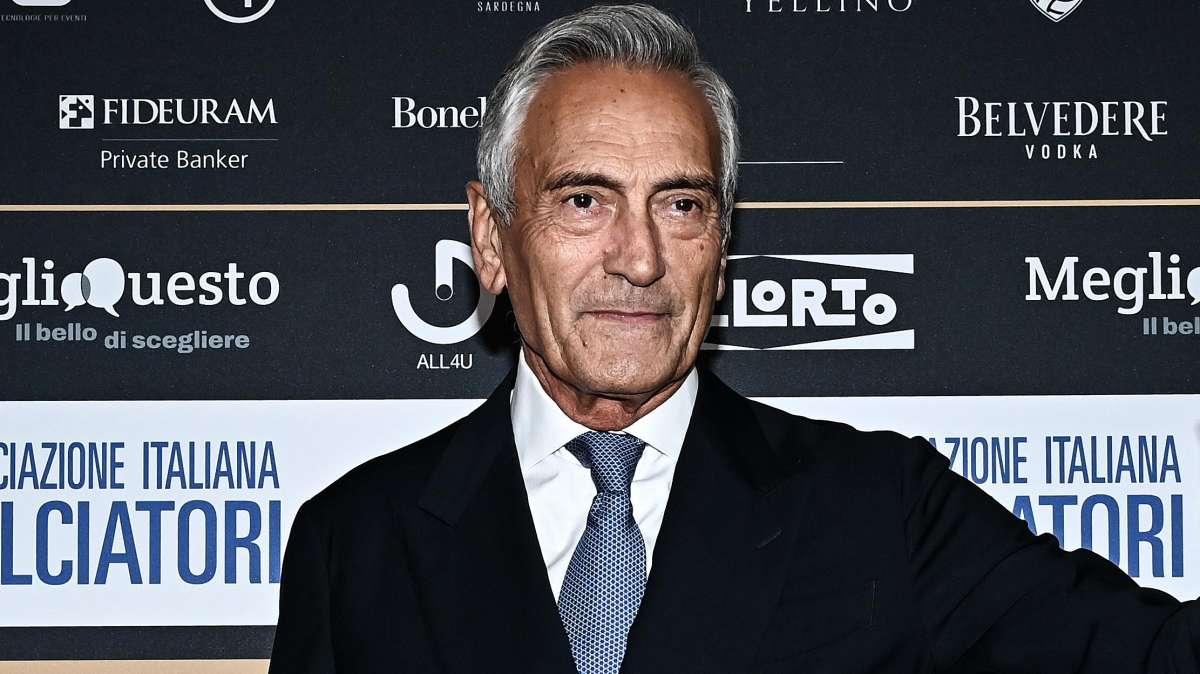 Gravina: "Oggi lo sport piange un grandissimo, perché Pelé era il calcio. Dolore enorme"