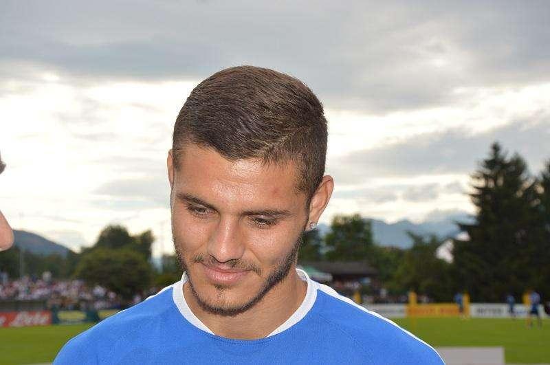 Icardi si congratula con i compagni: "Buona la prima"