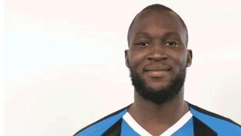 Anche l'Inter celebra l'anniversario: "8 agosto 2019 - 8 agosto 2020: un anno di Romelu Lukaku in nerazzurro"