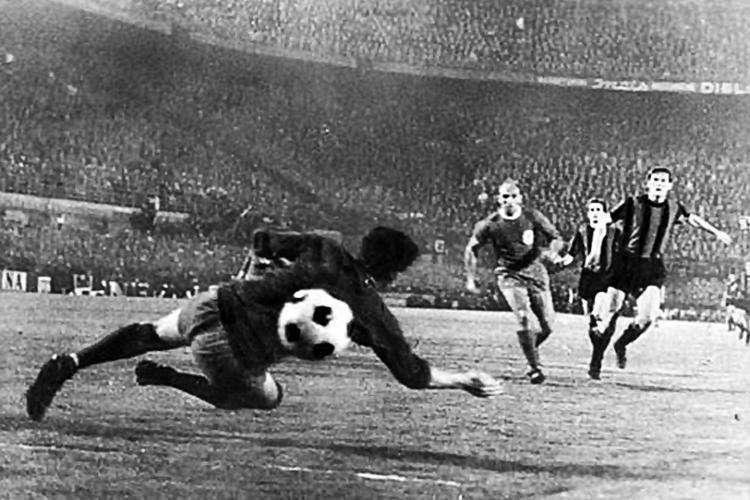 VIDEO - Accadde oggi - Inter-Liverpool 3-0, una rimonta che ha fatto storia