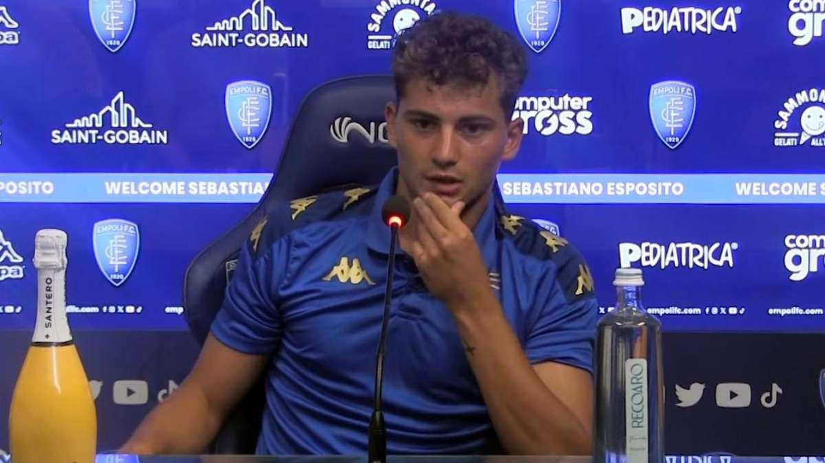 Empoli, D'Aversa: "Davanti o da trequartista, a Esposito piace molto giocare"