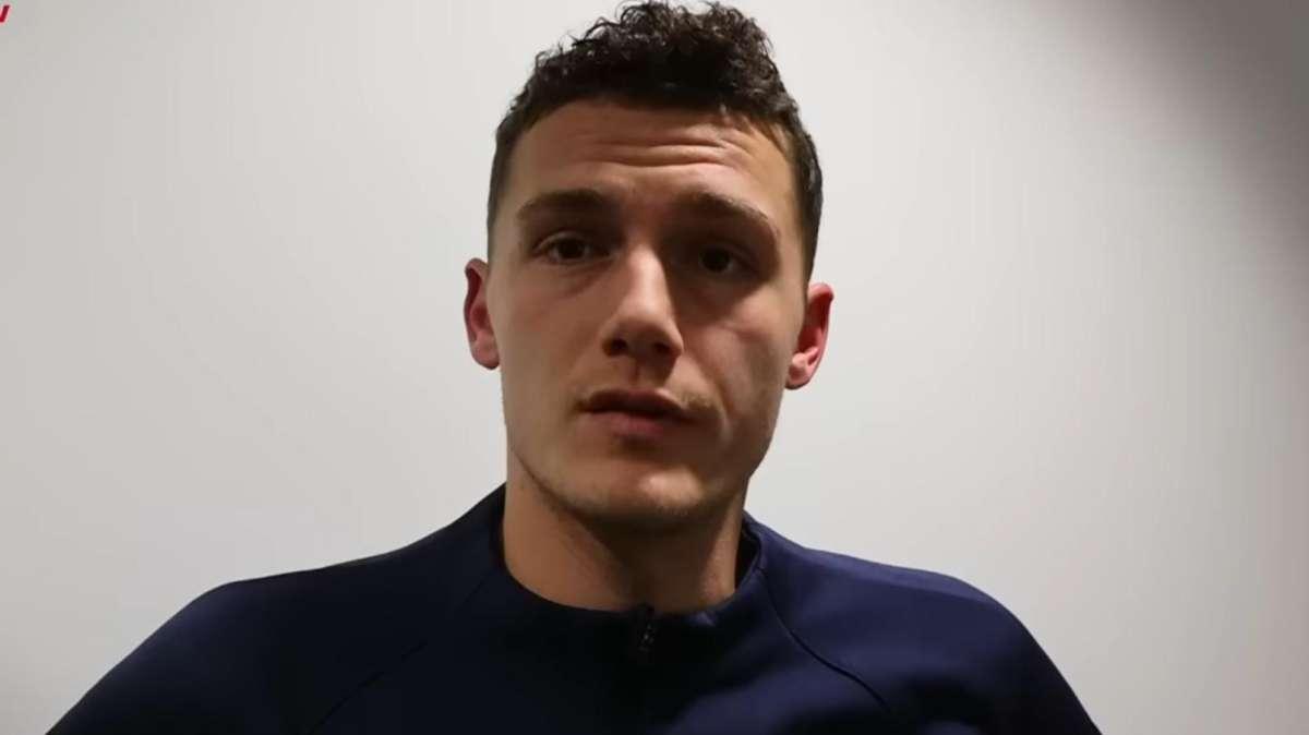 Sky - L'Inter ha l'accordo con il Bayern: Pavard atteso a Milano tra martedì e mercoledì 