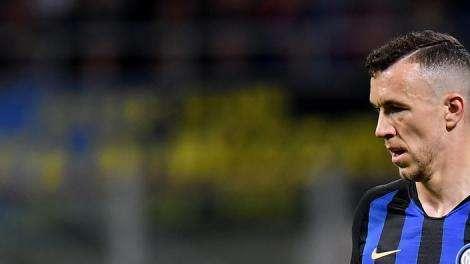 Napoli-Inter - Brozovic arrendevole, Perisic inconcludente. Lautaro ci prova