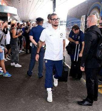 FOTO - L'Inter in volo verso Salonicco: ecco Osvaldo