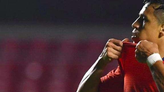Sky - Alexis Sanchez torna in Italia: domani mattina gli esami strumentali per capire l'entità dell'infortunio 