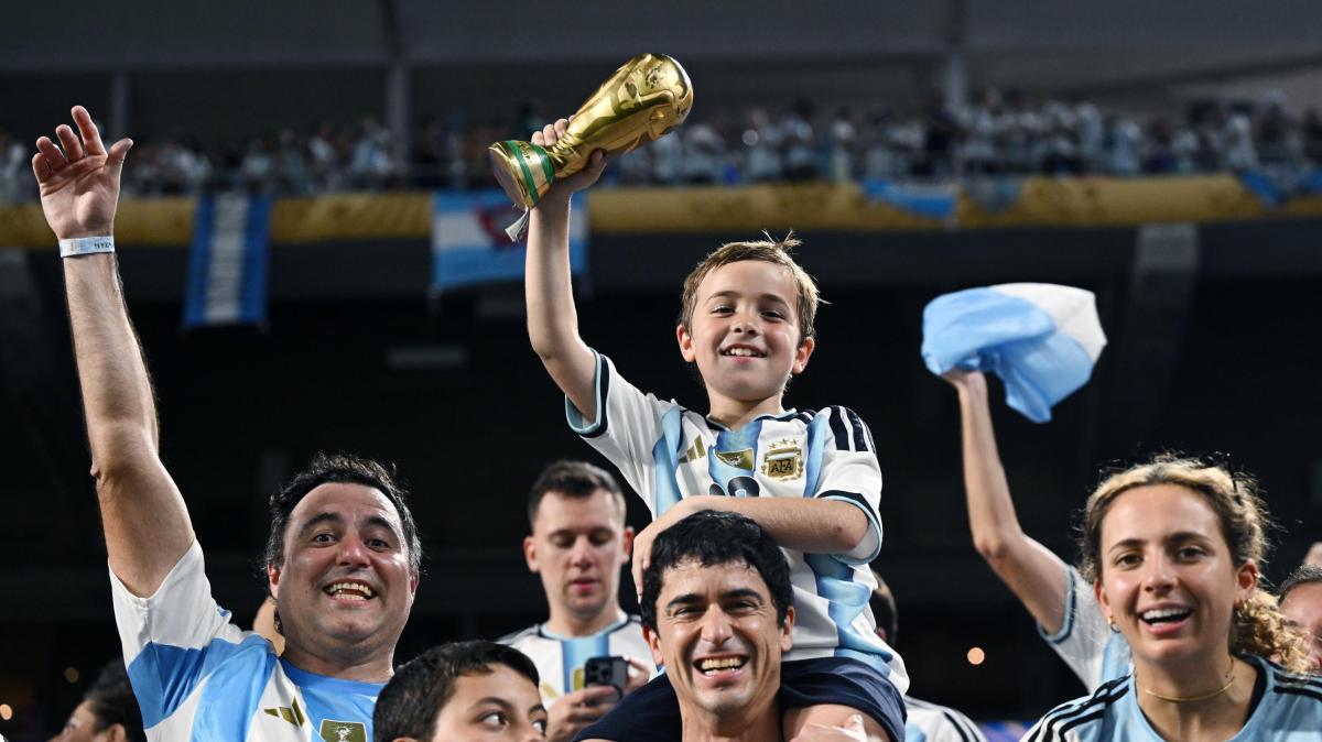 Argentina agli ottavi tra le critiche, stampa durissima contro l'Albiceleste