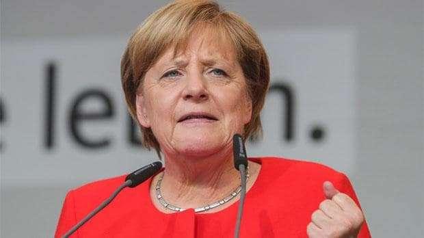 Calciomercato, parla anche Angela Merkel: "Vanno riscritte le regole, serve maggiore equilibrio fra club"