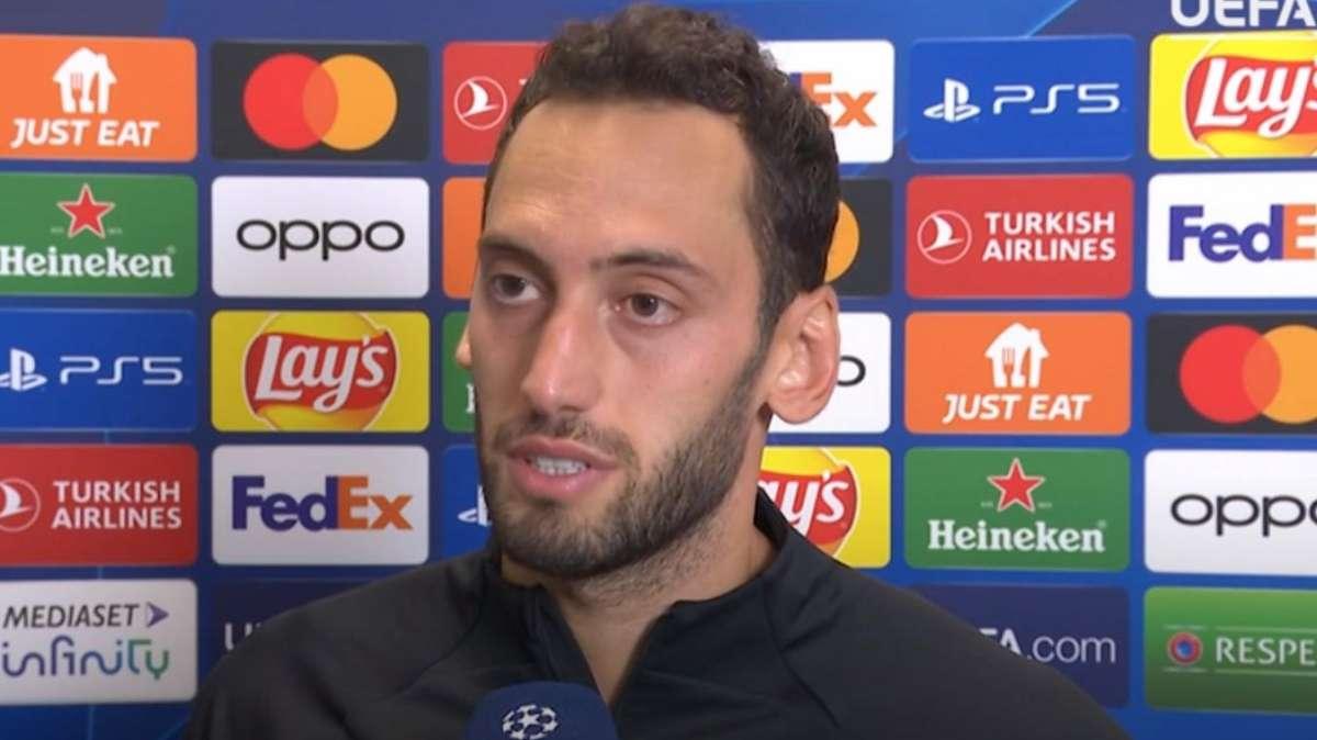 Calhanoglu: "Contro il Barça notte fantastica. Abbiamo dimostrato di essere squadra, ringrazio i compagni"
