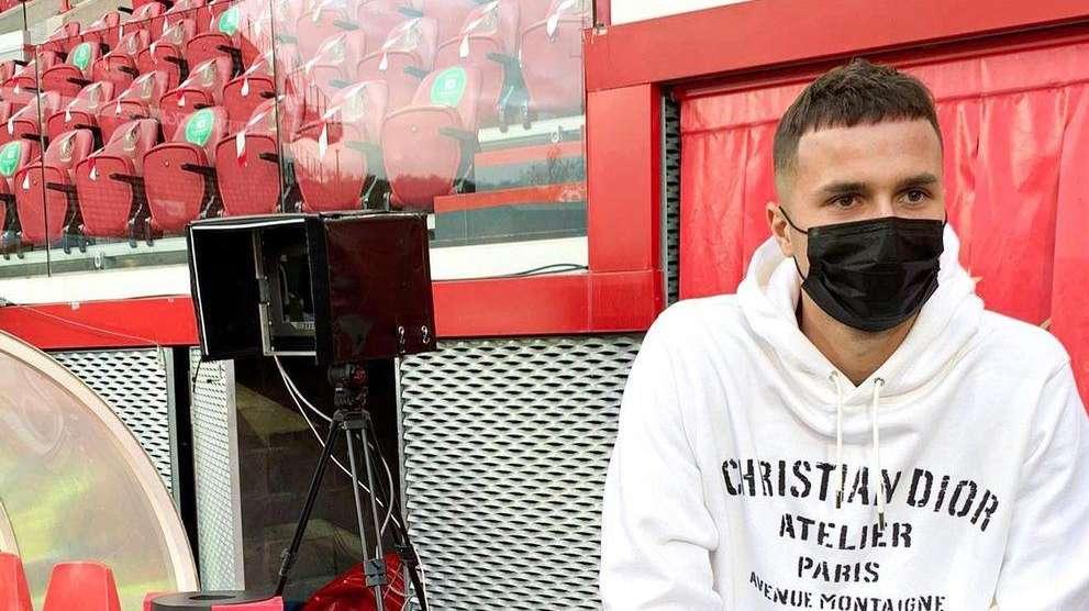 FOTO - Vanheusden in stampelle torna a "casa" per il match dello Standard Liegi