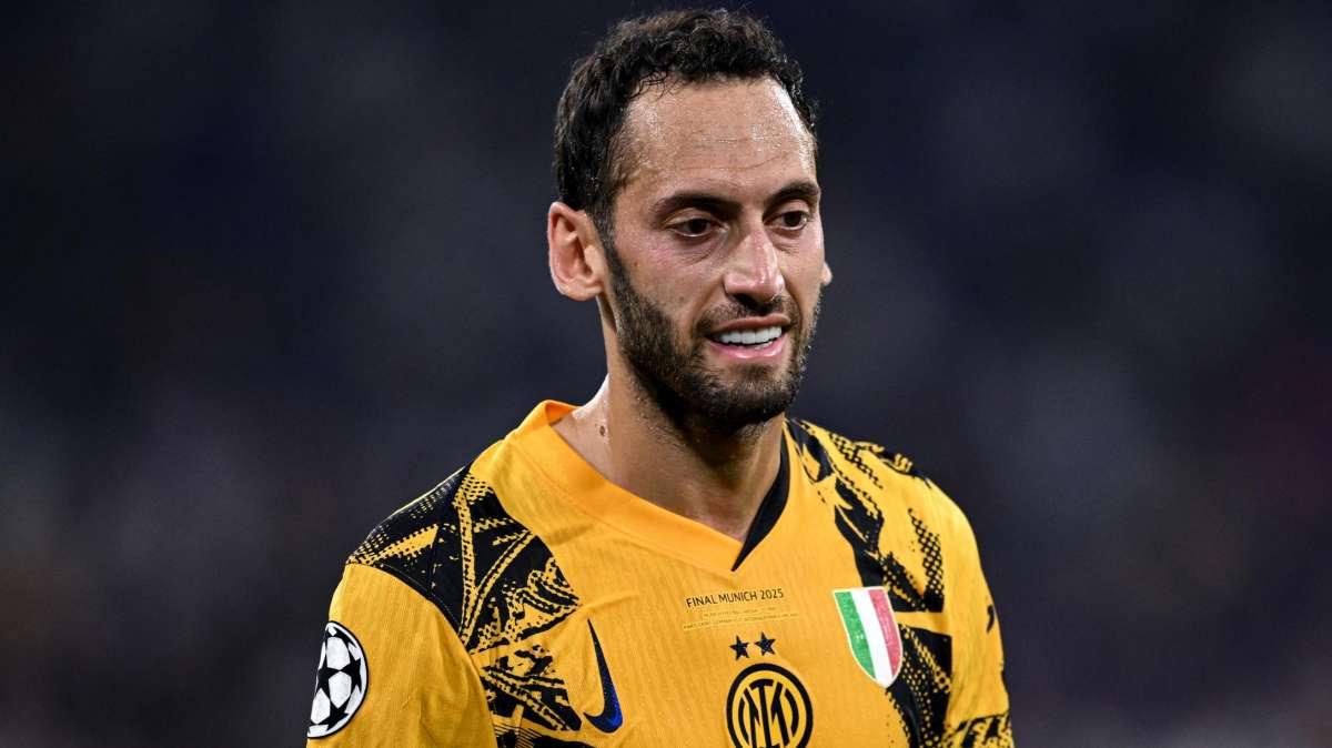 Dalla Turchia - Il Galatasaray fa sul serio per Calhanoglu: offerti 10 mln a stagione. Incontro già avvenuto 