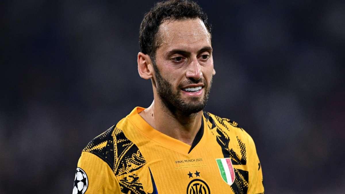CdS - Bonny e poi le cessioni: in bilico anche Calhanoglu. Assalto a Hojlund se parte Taremi