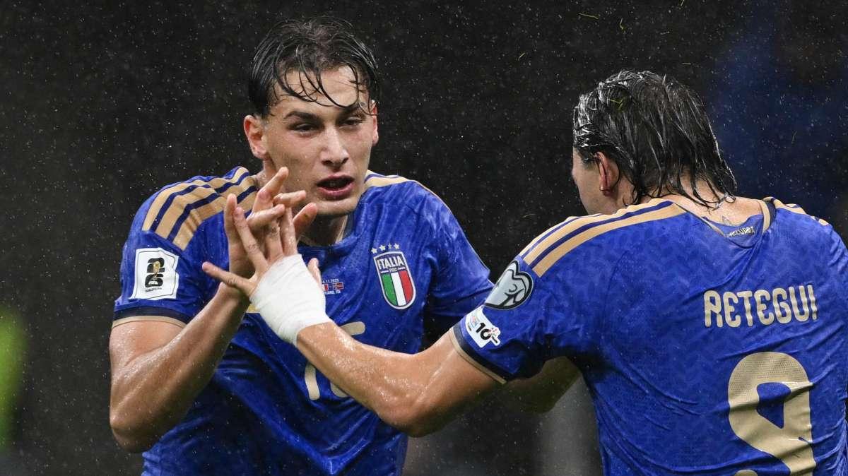 Pio Esposito nella storia: è il quarto più giovane di sempre a segnare tre gol con l’Italia