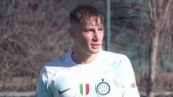 Sky - Samp, Accardi nella sede dell'Inter: da non escludere che si sia discusso anche di Francesco Pio Esposito