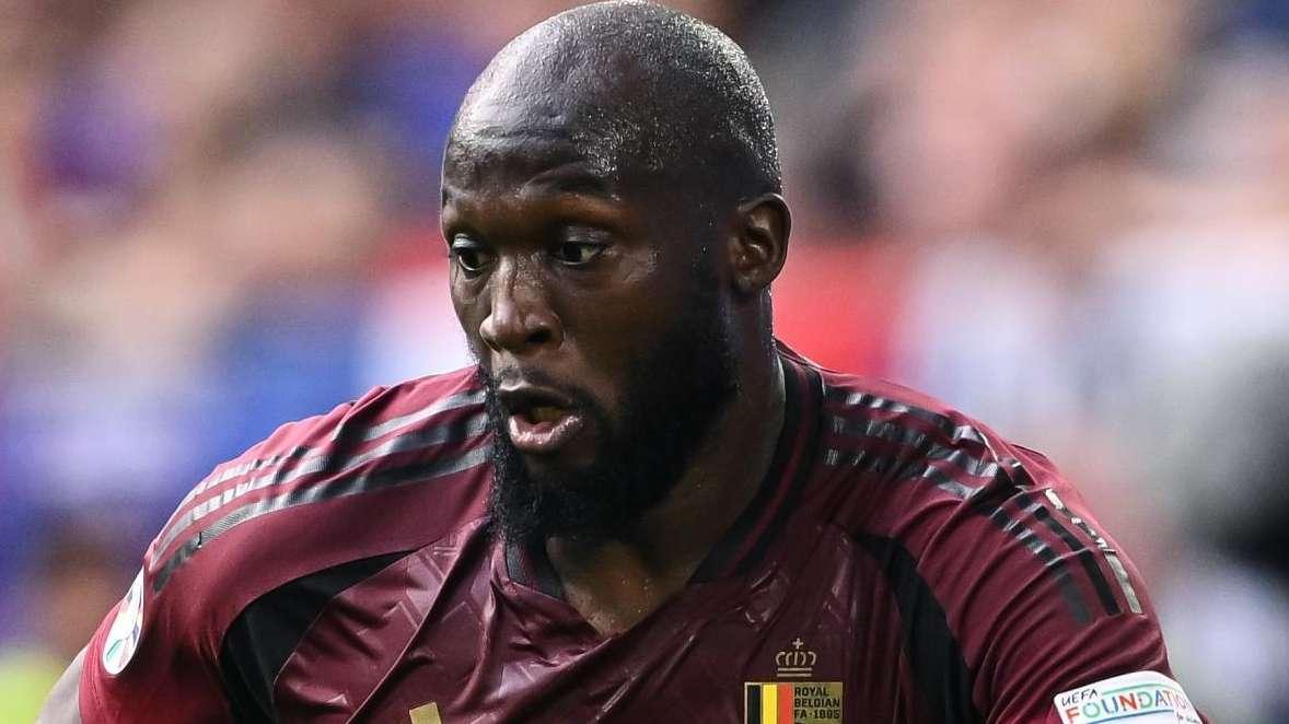 Napoli, per Osimhen al Chelsea chiesti Lukaku e Casadei. Oltre ad un conguaglio economico