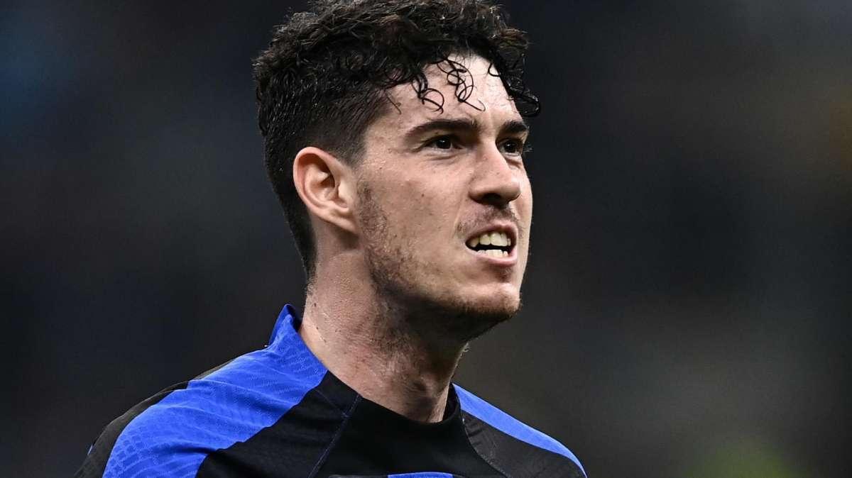 Bastoni: "Il derby è sempre il derby, per vincerlo dobbiamo giocare da Inter. A Milano mi vedo per molti anni"