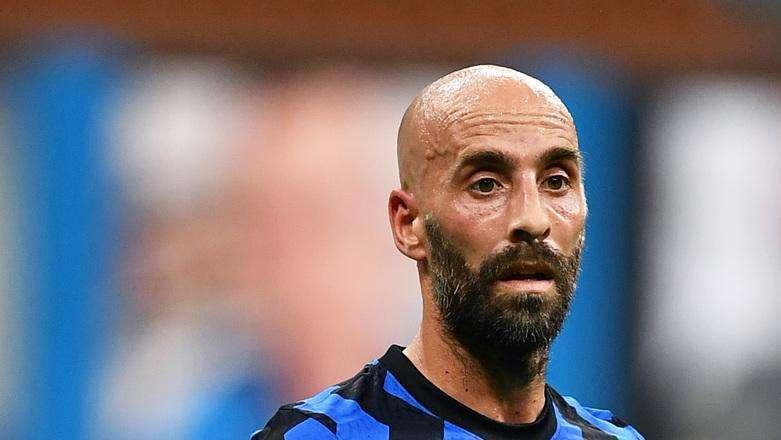 CdS - Borja Valero e Ranocchia nel mirino del Genoa. Ma per lo spagnolo è bagarre