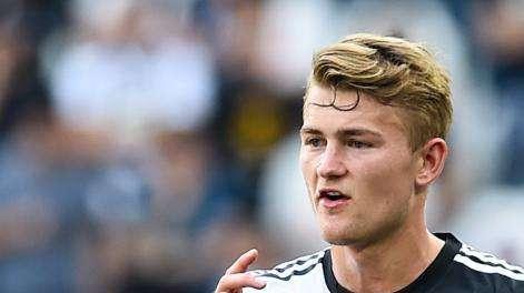 De Ligt ha lasciato Torino: il difensore juventino è tornato in Olanda