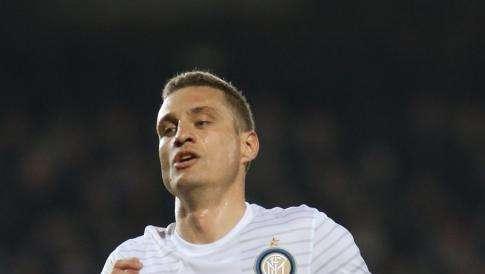 Daily Express - Felipe spinge Vidic lontano da Milano? 