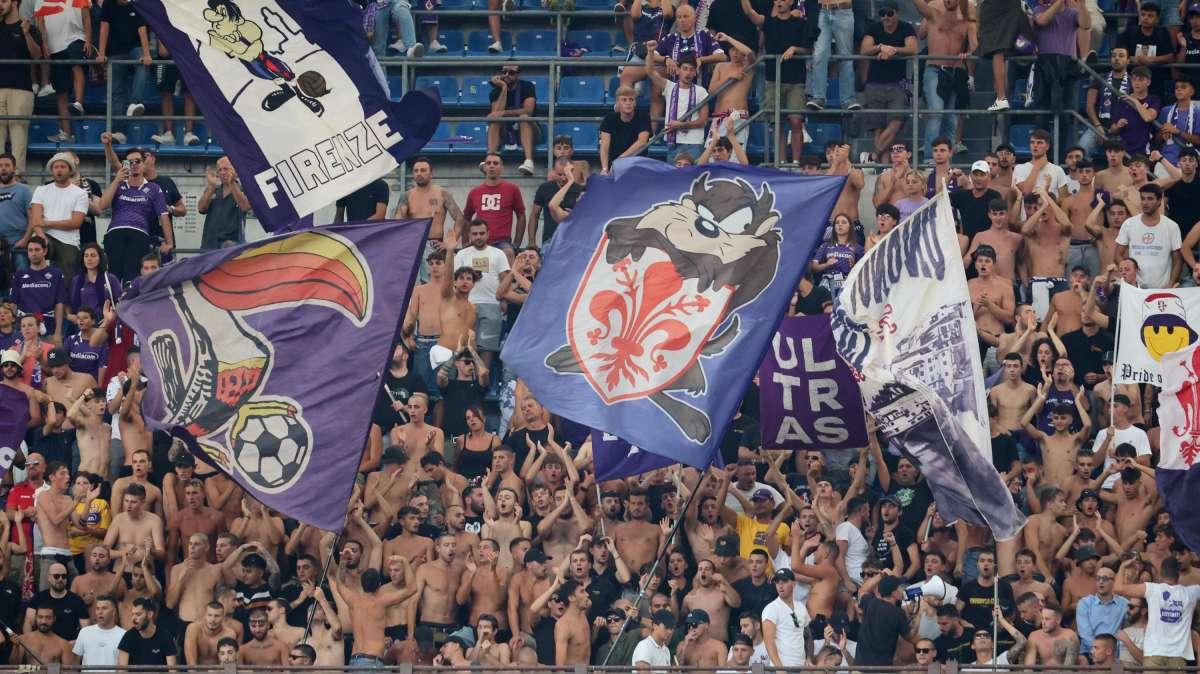 Fiorentina, la spinta dei tifosi anche a San Siro: attesi circa mille sostenitori viola