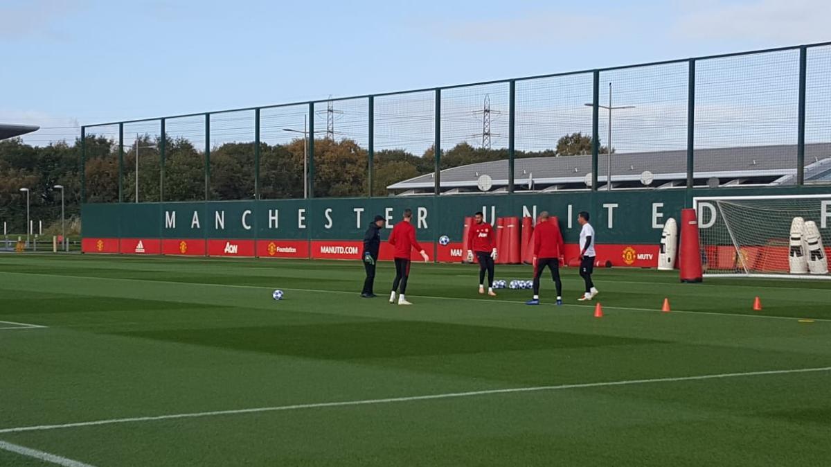 Manchester United, nuovo sponsor per il training kit: confronto impietoso con la Serie A