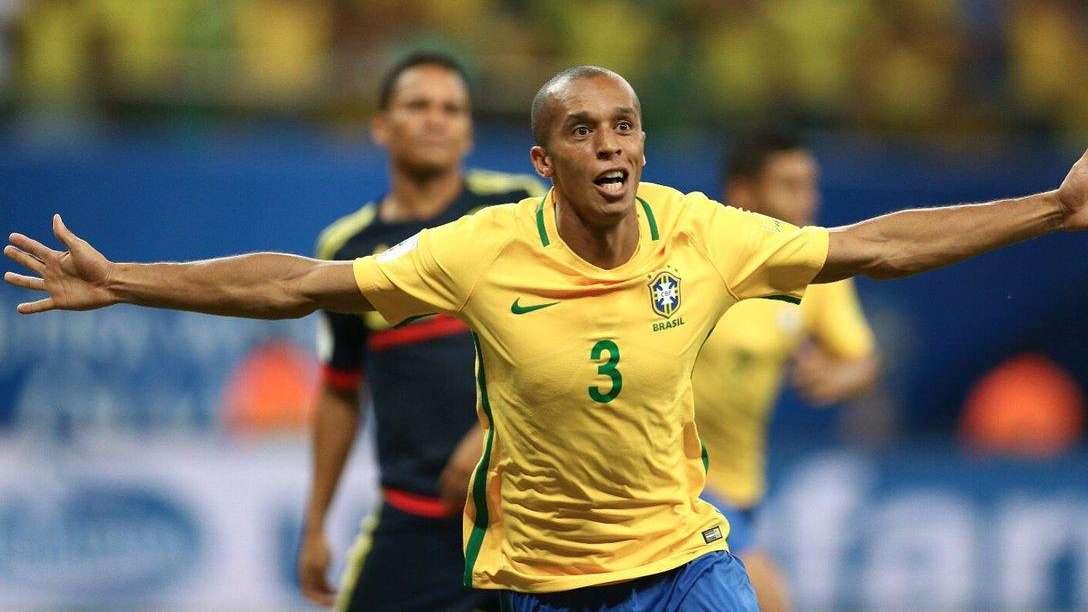 Brasile-Bolivia, Tite ha provato Miranda nei titolari 