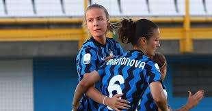 GdS - L'altro derby, Korenciova sfida Moller: "Milan, è solo l'Inizio". La nerazzurra: "Inter, sei giovane e bella"