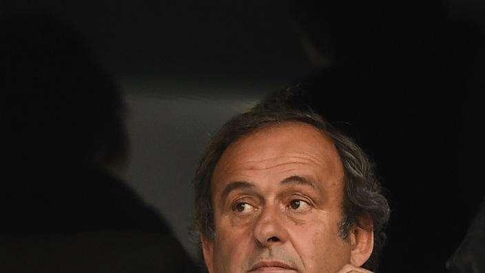 Platini all'attacco: "Ceferin e Infantino usurpatori. Vlahovic e Lukaku? La società è razzista"