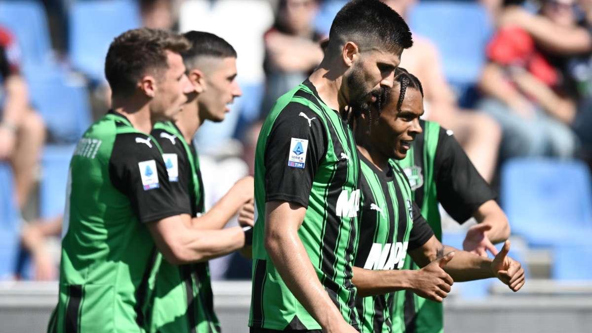 Il Frosinone vince a Monza, Udinese ed Empoli pareggiano dal dischetto: il Sassuolo retrocede in Serie B