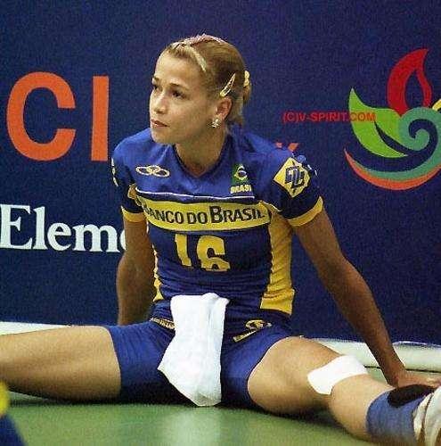 Erika Coimbra si affida al dottor Combi