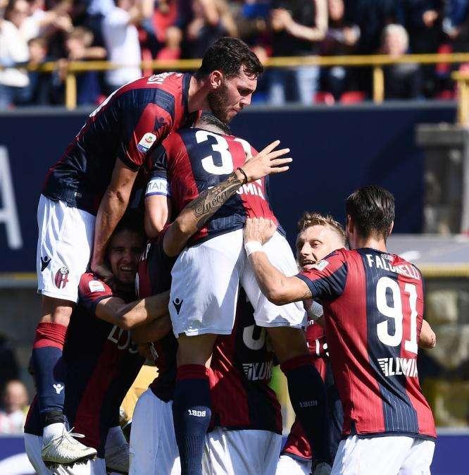Bologna, tre punti d'oro in rimonta: Udinese battuta 2-1