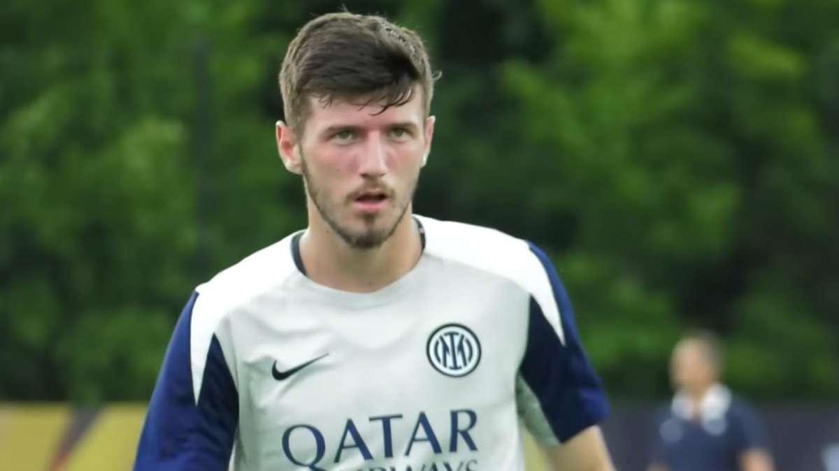 Sucic: "Inter, gruppo stupendo: i compagni di nazionale me l'avevano consigliata. Ecco a chi mi ispiro. Ho fame perché..."